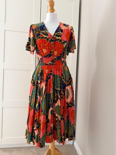 Bright floral orange print - bright,
