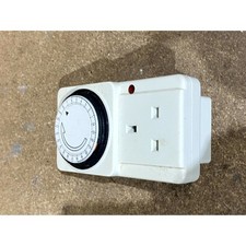 Tanda TS-ME1 24 Hours Mechanical Segment Timer Adapter White 3120-Watts UK Plug