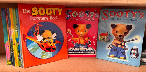 Sooty vintage annuals - sooty, and