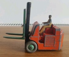 Vintage Dinky Coventry Climax Fork Lift Truck 401