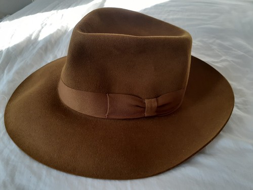 Banana republic wool felt - wool,