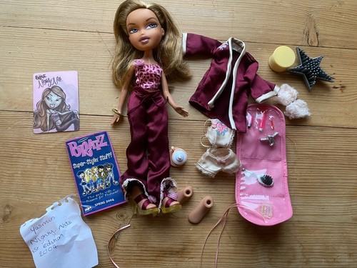 Mga bratz yasmin - mga, nite