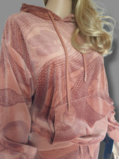 £575Friendly Hunting Garden