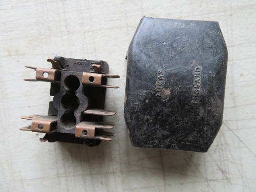 Lucas fuse box - fuse,