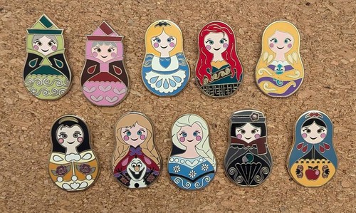 Disney pin set - disney,