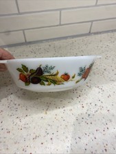 Pyrex Vintage JAJ 8”