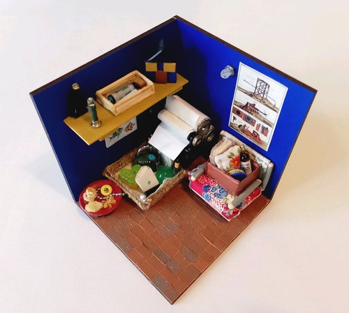 Miniature artisan borrower - miniature,