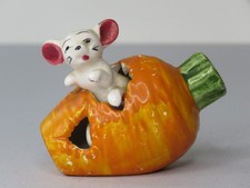Vintage BECKWOOD Mouse Carrot Ornament Figurine Kitsch Matchstick Holder.