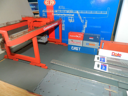 Heljan working container - working,
