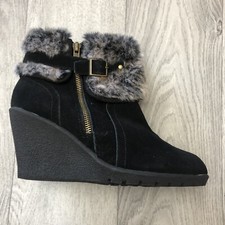 Soleflex Ladies Ankle Boots, Size 6 Std Fit, Black Suede, Fur Trim, B 474