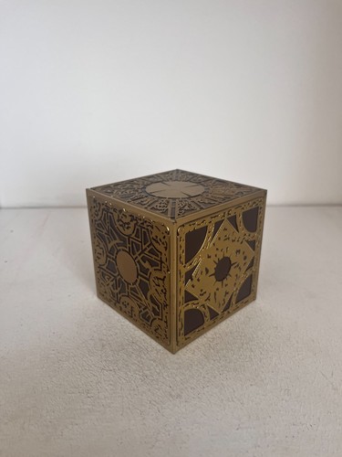 Neca hellraiser series - hellraiser,