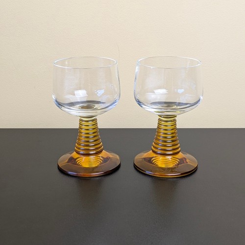 Vintage amber ribbed beehive - amber,