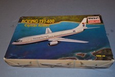 1/144 Minicraft Boeing 737-400 Cayman Airlines Livery plastic model kit.