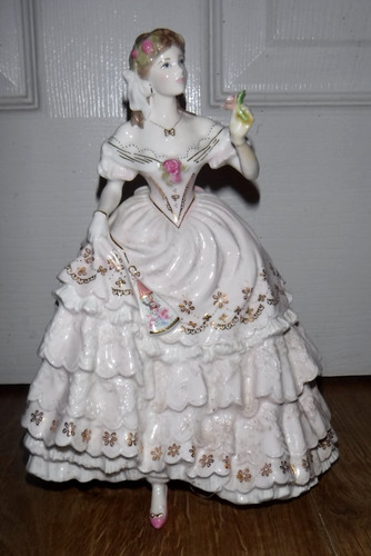 Royal worcester figurine the - royal,
