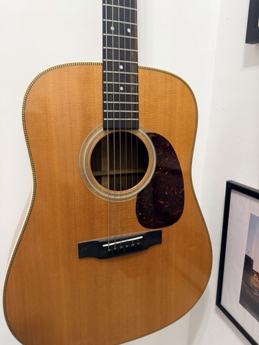 Martin dreadnought - hd-28,