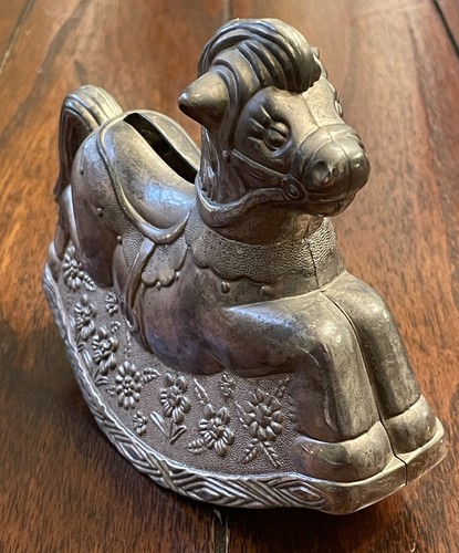 Vintage rocking horse diecast - rocking,