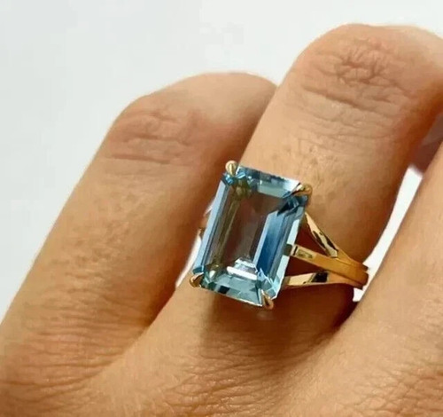 Emerald cut aquamarine - cut,