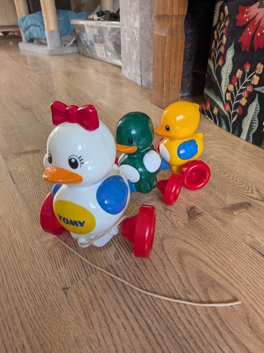 Tomy 1995quack along ducks - tomy,