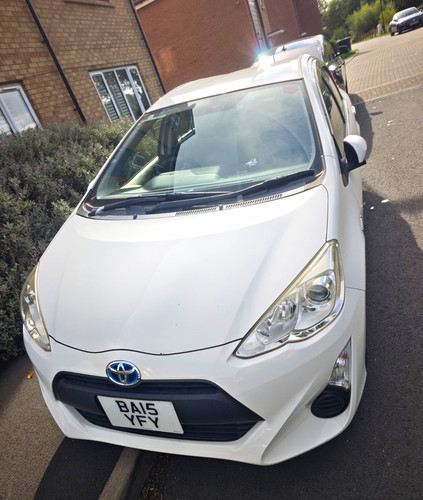 Toyota aqua 2015 petrol hybrid - aqua,