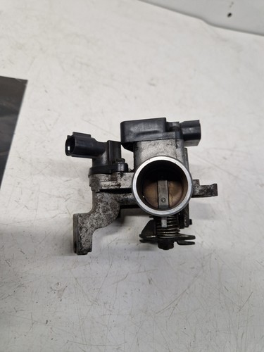 Yamaha yzf r125 2009 throttle - yamaha,