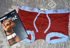 2(X)IST Large No Show Trunk