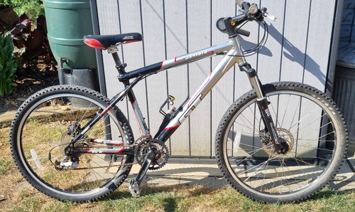 Retro pantera mountain - , gt