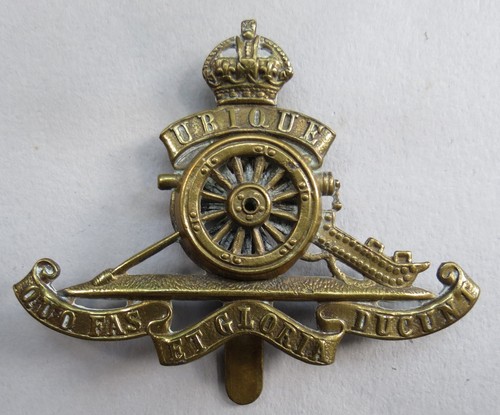 Military cap badge royal - military,