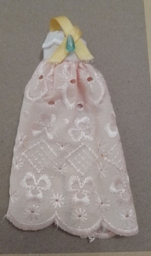 Pippa lace dress