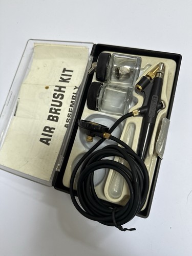 New old stock airbrush kit - old,