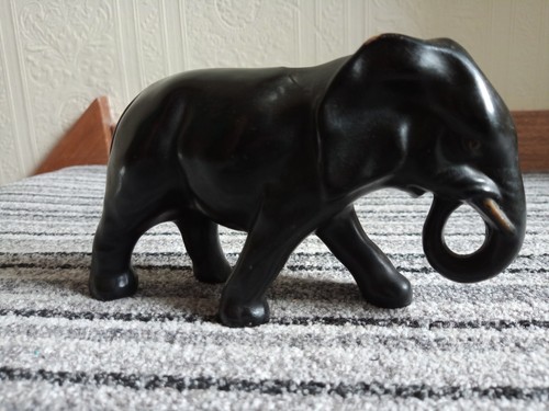 Sylvac ceramic black art - ceramic, deco
