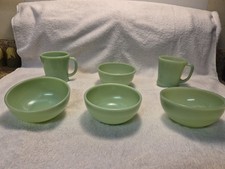4 Vintage Fire King Jadeite