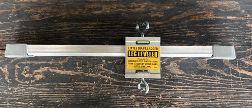 Little giant ladder - little, leg