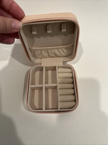 Mini jewelry travel case small - jewelry, case,small
