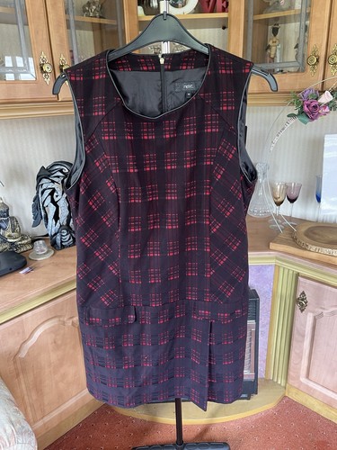 Red and black plaid pinafore - red,