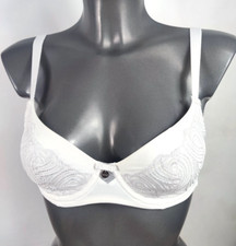 Berlei Padded Plunge Bra Embraided Size UK 32C Underwired White