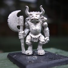 Warhammer Chaos Minotaur