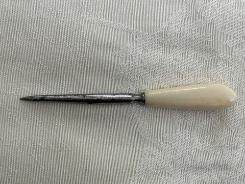 Vintage crafting pointed - vintage, awl