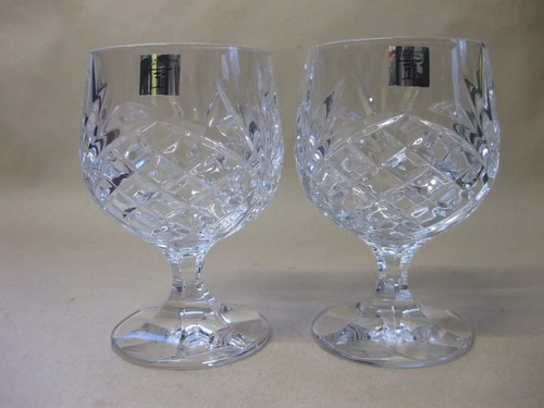 Rockingham crystal pair - ~,