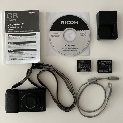 Ricoh digital iii - gr,