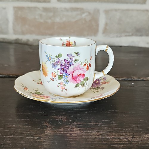 Vintage 1940s royal - vintage,