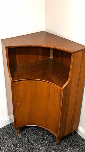 Brown wood effect corner - effect,