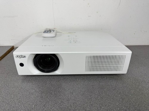Sanyo plc xu106 projector - plc-xu106,
