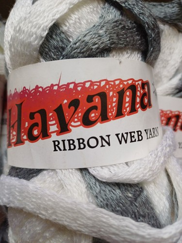 Ribbon web scarf yarn - web,