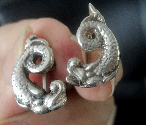 Silver iona sea serpant - iona,