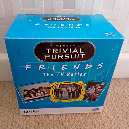 Hasbro gaming trivial - trivial, pursuit