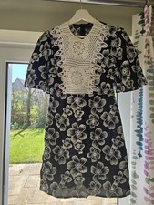 Zara Womens XS Black and White