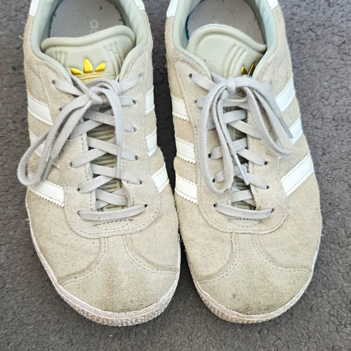 Gazelle trainers - gazelle,