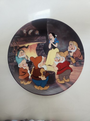 Knowles disney plate - knowles,