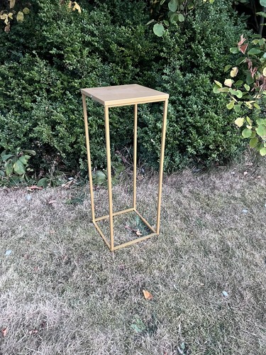 Wedding gold metal stand - metal,
