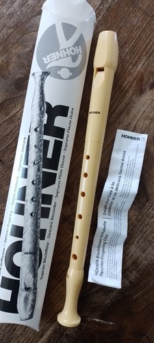 Hohner descant recorder - x,